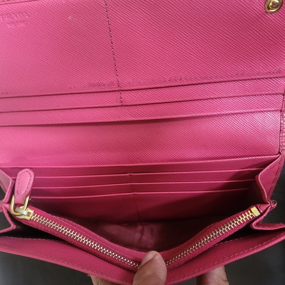 Prada Saffiano Continental Flap Long Wallet - Picture 6 of 11
